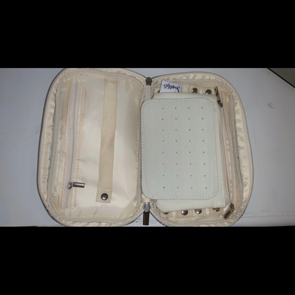 jewelry bag - Picture 2 of 4